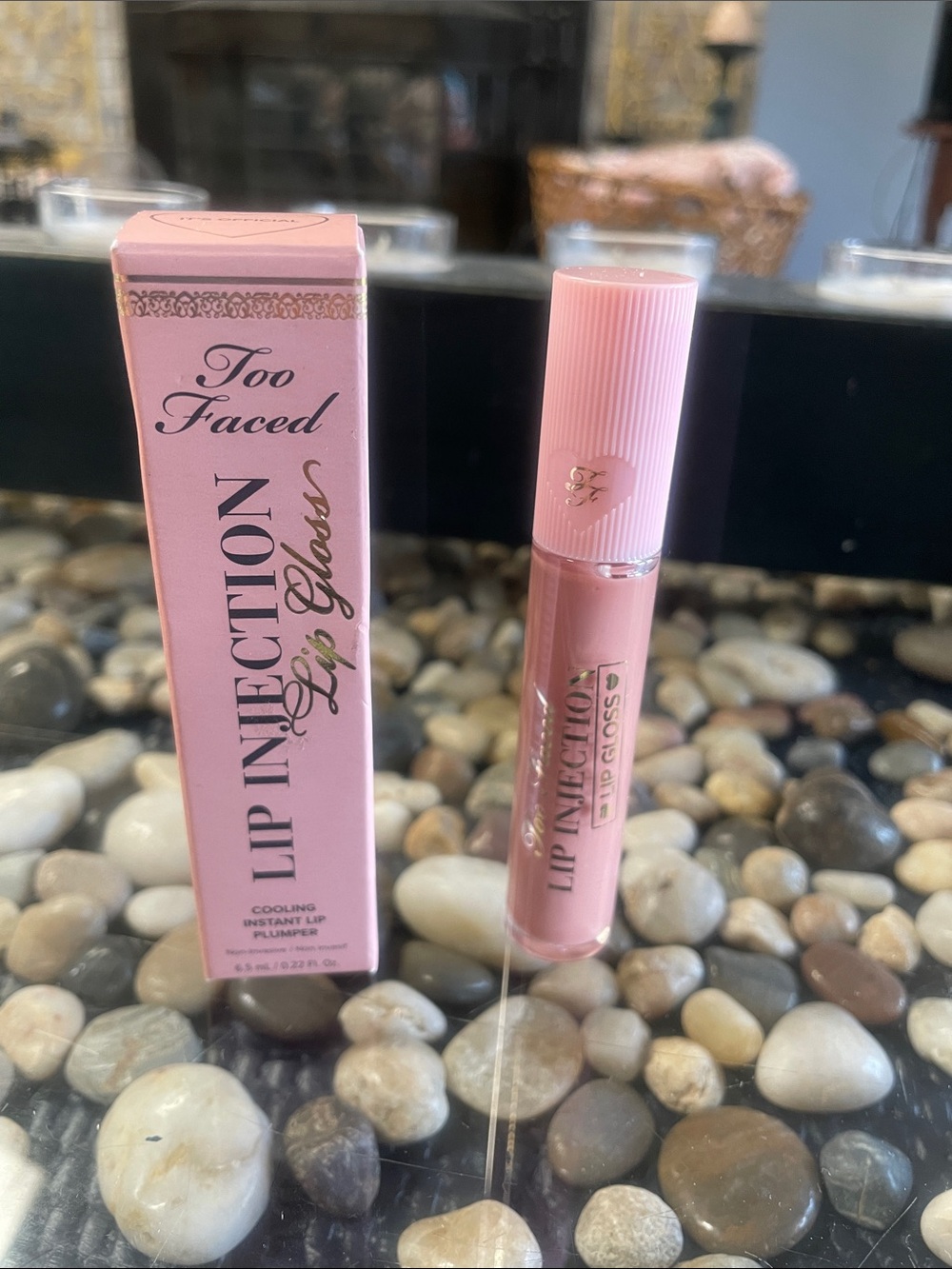 Too Faced Lip Injection Lip Gloss in It’s Official